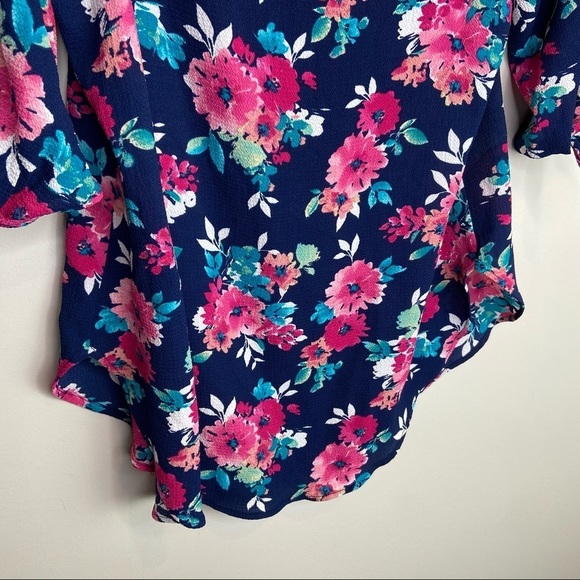 NWT floral off the shoulder‎ women’s blouse size small - Picture 4 of 7
